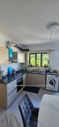 À vendre -Appartement de 3 Chambres Entièrement Meublé – Avenue Duperré, Beau Bassin | Rs 6,4M