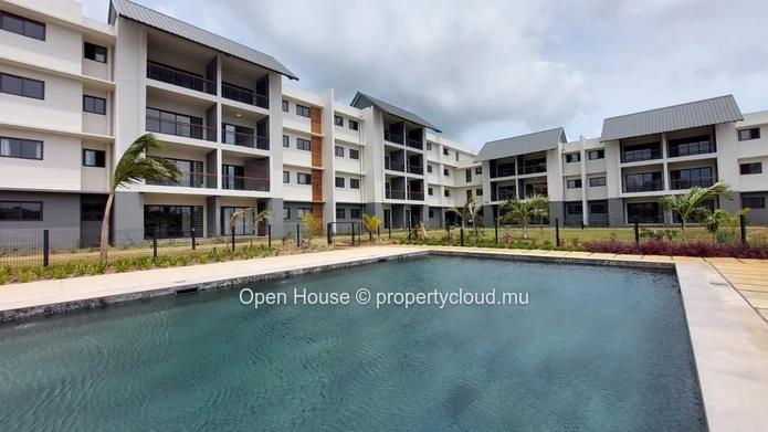 Appartement 2 chambres à vendre à Beau Plan avec piscine commune