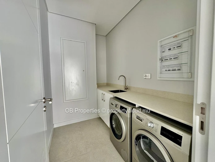 Luxury Two-Bedroom Apartments
