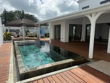 3 Bedroom Townhouse, Duplex