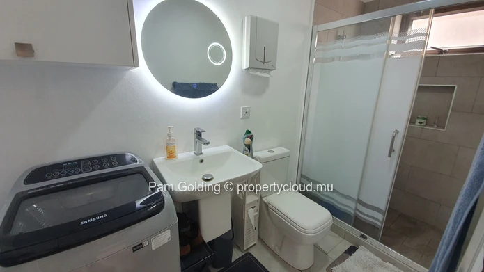 Apartment walking Distance to the Beach