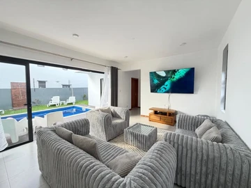 4 Bedroom Villa