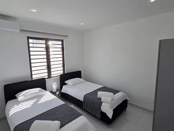 4 Bedroom Villa