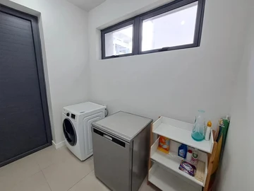 Townhouse, Duplex de 3 Chambres