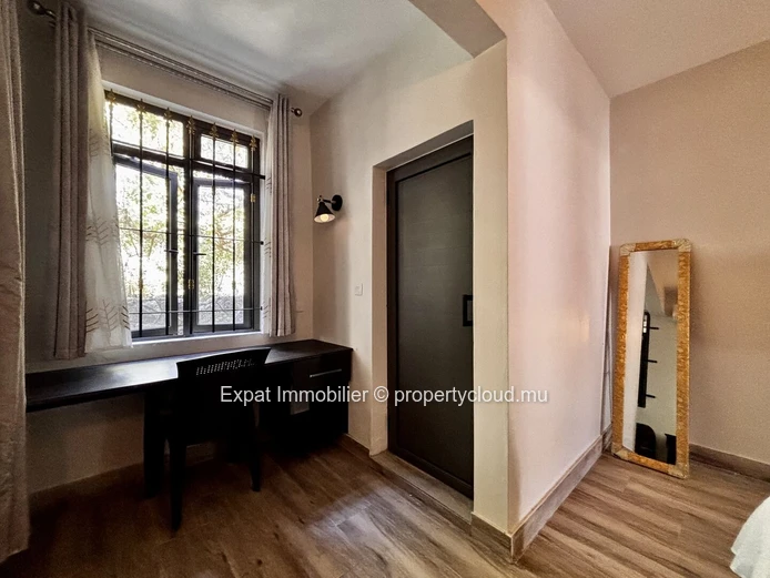 Appartement 2 chambres avec piscine dans un environnement verdoyant – Pointe aux Canonniers