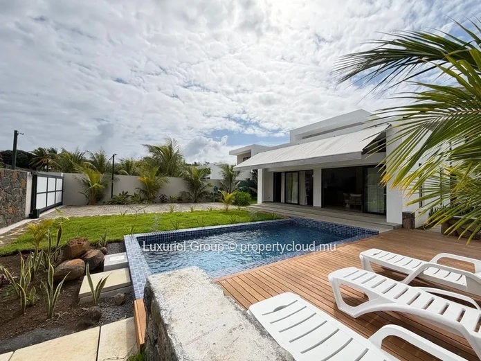 Contemporary Villa For Rent  – Private Pool & Tranquil Setting