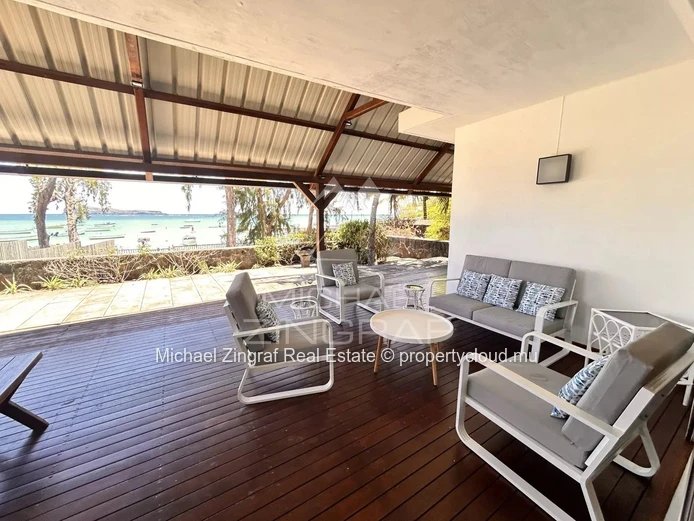 Villa de charme en Bord de Mer – Vue Panoramique sur le Coin de Mire