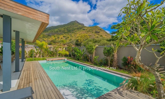 The Signature Collection: 5-Bedroom Private Estate