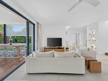 4 Bedroom Villa