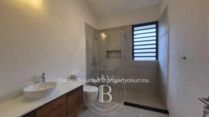 BELLE VUE - Brand New Executive Home - 3 Bedrooms
