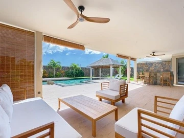 5 Bedroom Villa