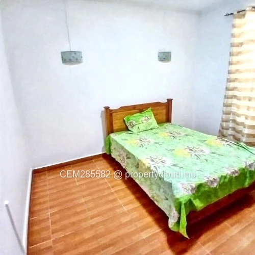 Maison entièrement meublée de 3 chambres à coucher au rez-de-chaussée à louer à Curepipe