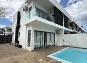 This spacious and modern 200m² duplex is available for long-term rent