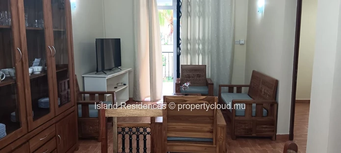 Trou aux Biches - Appartement de 60m2 complètement meublé dans une cour cloturé dans un morcellement paisible près de...