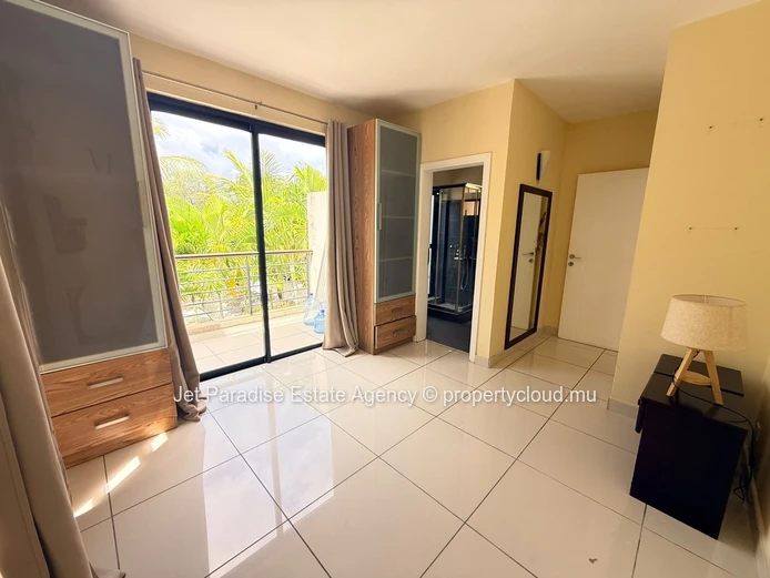 Modern 4-Bedroom Townhouse with Private Pool in Gated Community 