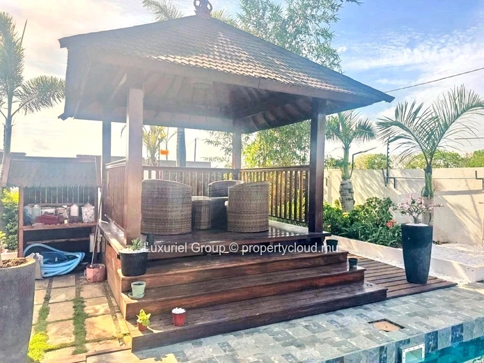 Magnifique Villa Balinaise de 4 Chambres en Suite