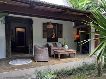 6 Bedroom House