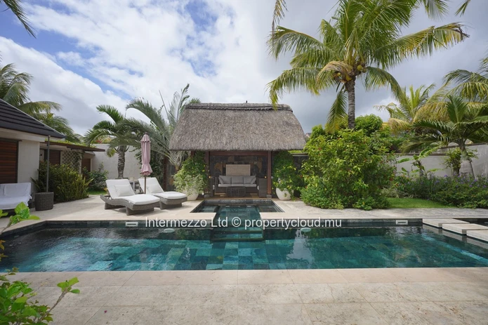 Villa de Luxe à Vendre – Le Clos du Littoral, Grand Baie | 3 Chambres | €