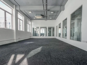 Professional office space with mezzanine in the heart of Rose Hill