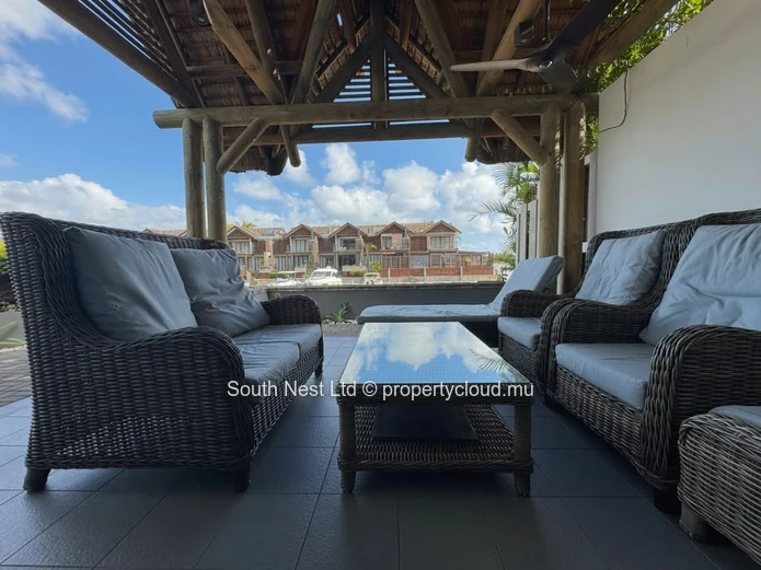 Superbe Appartement 2 Chambres avec Jardin