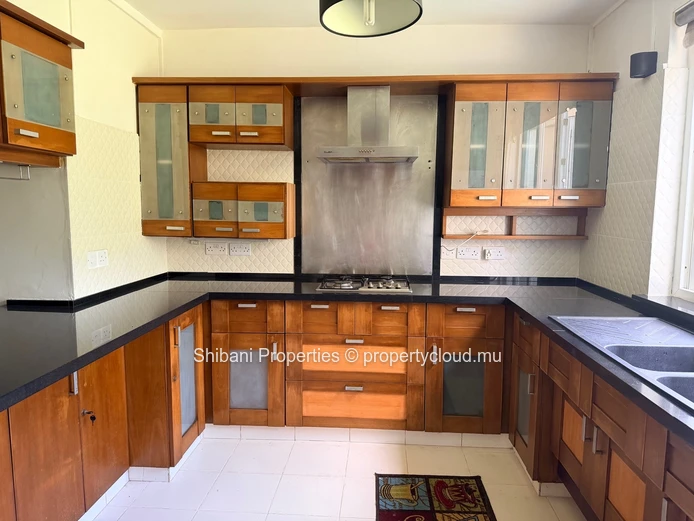  Townhouse for Sale – Floréal