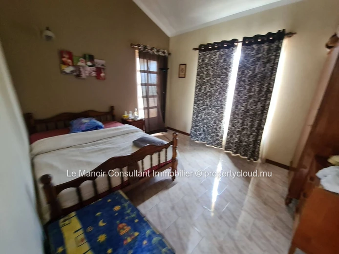 Villa de 5 chambres avec piscine à vendre à Bambous