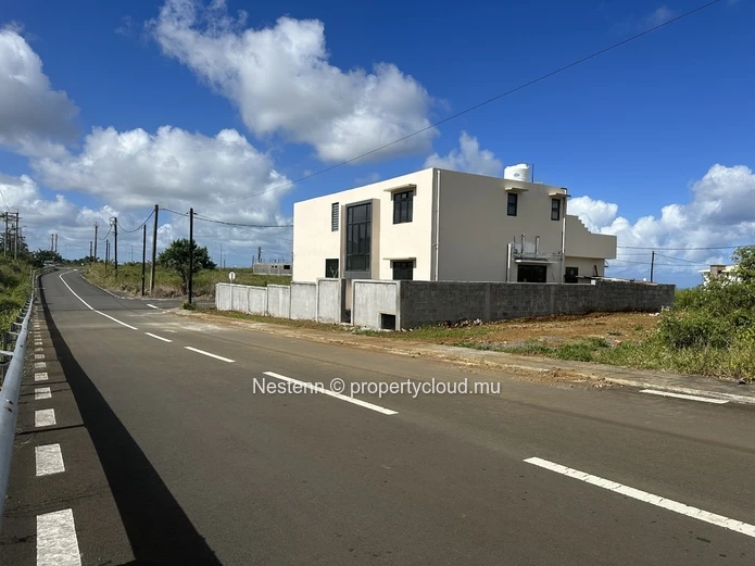 Terrain résidentiel de 448 m² dans un lotissement paisible et familial