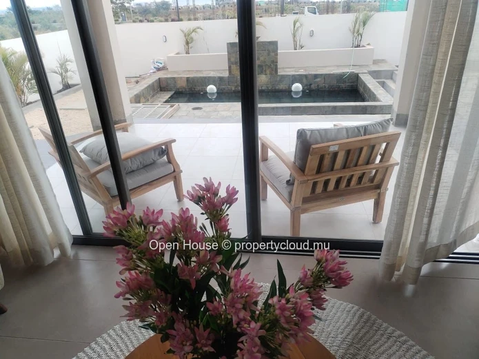 4-Bedroom Furnished Villa with Private Pool in Flic en Flac