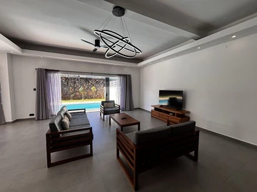 4 Bedroom Villa