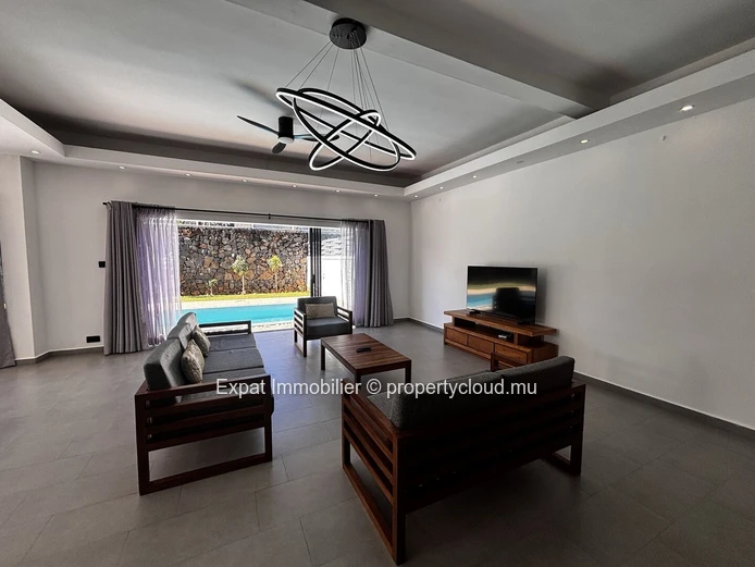Exceptional 4 En-Suite Bedroom Villa With Private Pool – Pereybère