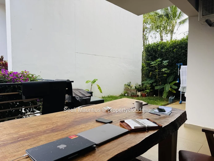 Élégant Appartement Rez-de-Jardin 2,5 Chambres avec Jardin Privatif – Azuri 