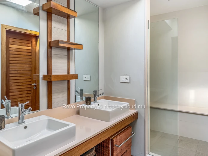 The Ultimate Beachfront Living in Pointe aux Cannoniers