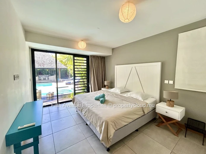 BLACK RIVER - 4 Bedrooms villa with mountain views