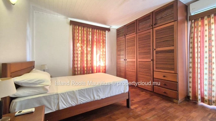 Beautiful villa for holiday rental, located in Pointe Aux Canonniers