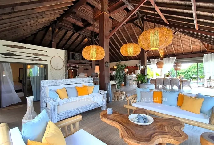 Villa de Luxe à Vendre à Pereybere, Grand Baie - 4 chambres, piscine, idéale pour étrangers