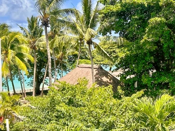 A vendre appartemment de 3 chambres à coucher avec vue mer , en deuxieme position de la mer .Disponible aux étrangers...