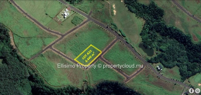 Residential Land For Sale – Avalon Golf Estate, Bois Sec