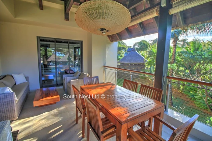 Luxury 3-Bedroom Sea View Apartment in Prestigious Golf Estate