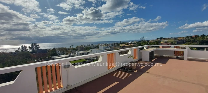 10 Bedroom Apartment Block For Sale in Flic En Flac