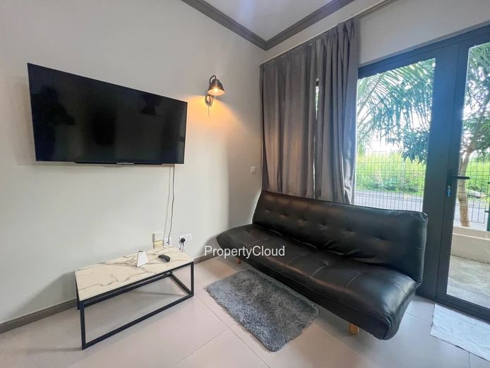 For Rent - 2-Bedroom Apartment With Pool- Ebène