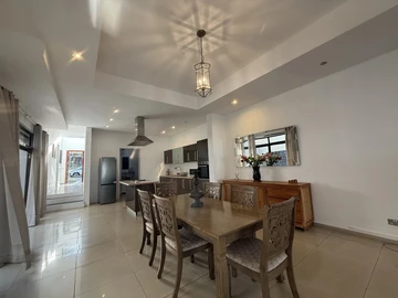 4 Bedroom Villa