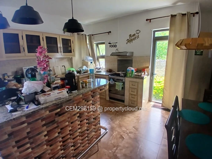 Individual villa for sale in chemin vingt pieds, Grand Baie