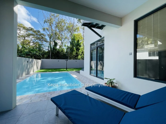 Contemporary Villa With Pool