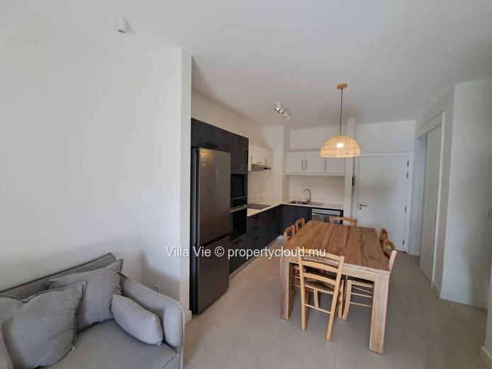 Beau Plan - Appartement moderne de 2 chambres avec petit jardin