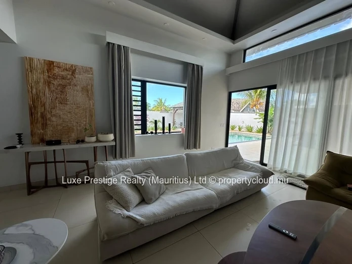 Luxury Newly Built 3-Bedroom Villa with Private Pool, Kiosk & Double Garage in Grand Baie | Premium Family Living (Ne...