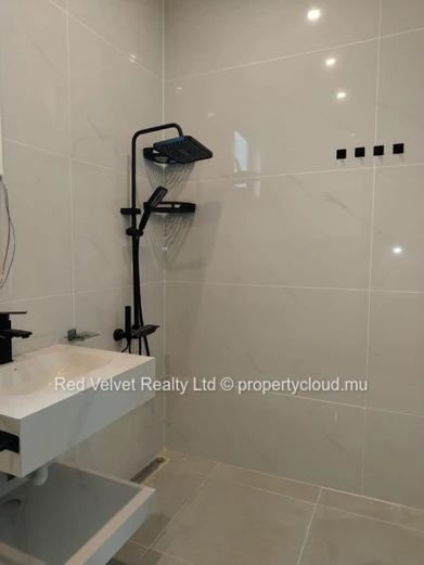 Maison familiale à louer à Albion | 3 chambres avec salle de bain attenante