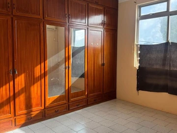 Maison de 12 Chambres