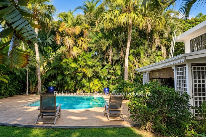 Spacieuse maison de 4 chambres avec piscine et grand jardin