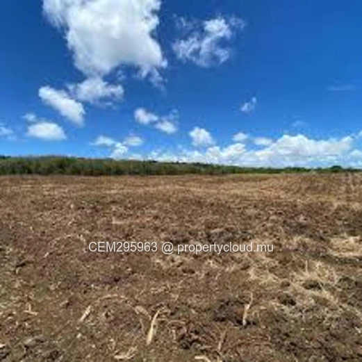 Terrain agricole de 6 acres 35 perches à vendre à Mont Mascal, Grand Baie