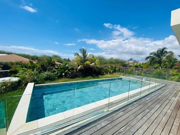 5 Bedroom Villa